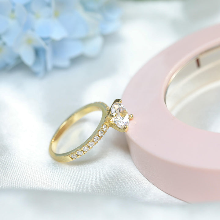 1.25ct gold engagement ring for moissanite