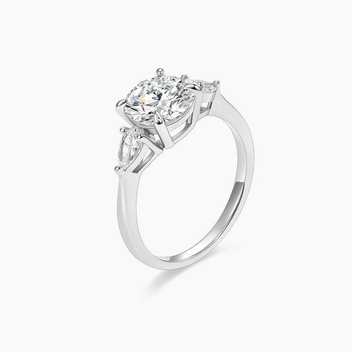 Side view of 2ct moissanite rings for engagement 
