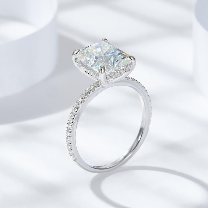 4CT Radiant hidden halo ring