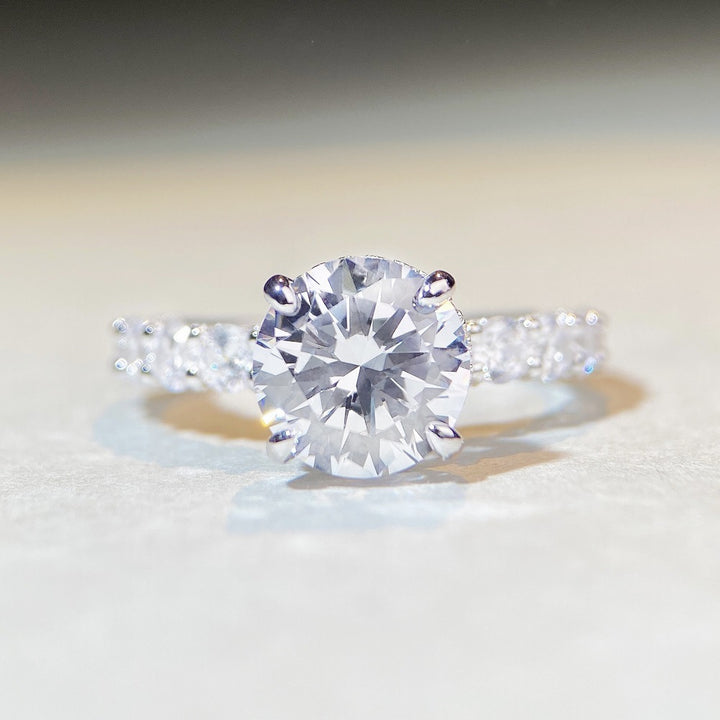 Beautiful 3ct Moissanite Engagement Ring