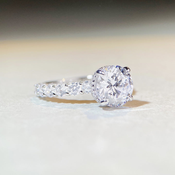 Dazzling 3 carat moissanite ring