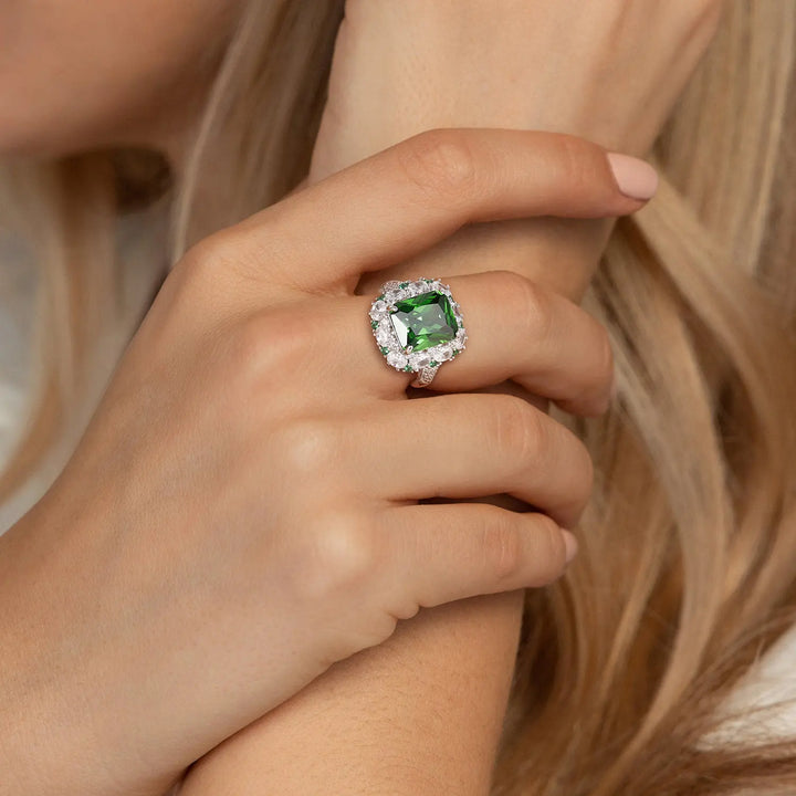 Emerald ring