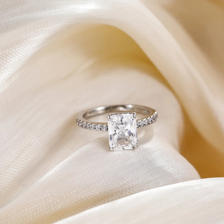 Silver 3 carat moissanite ring