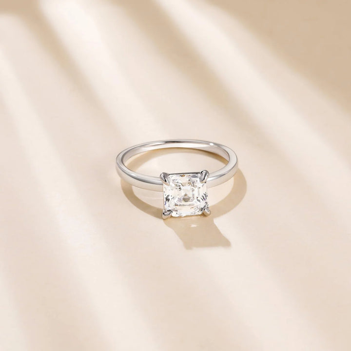 Sliver 2.5carats Asscher Cut Ring