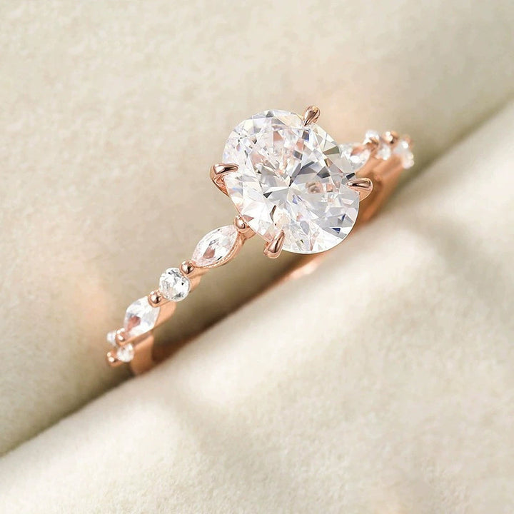 Beautiful 3ct oval ring with moissanite