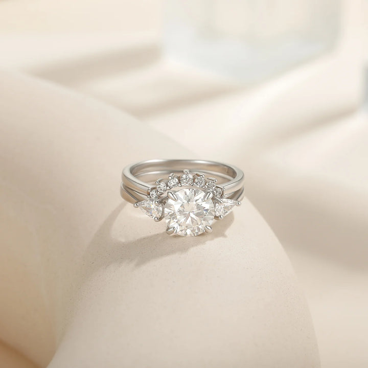 Brilliant moissanite low profile engagement ring