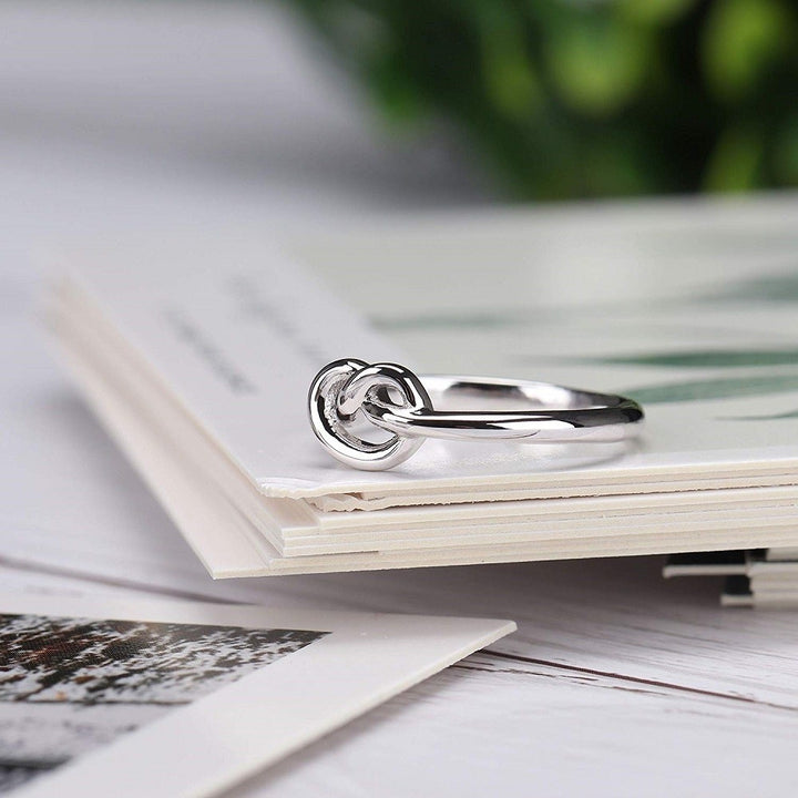 minimalist heart ring