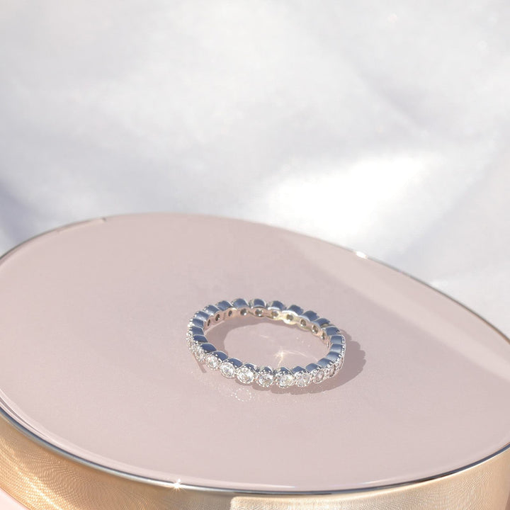 moissanite elegant silver band ring