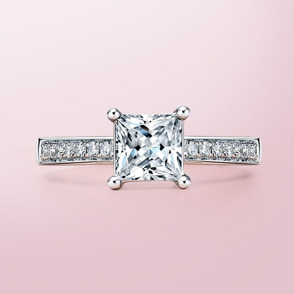 Fashionable Princess Square Moissanite Engagement Ring for Women