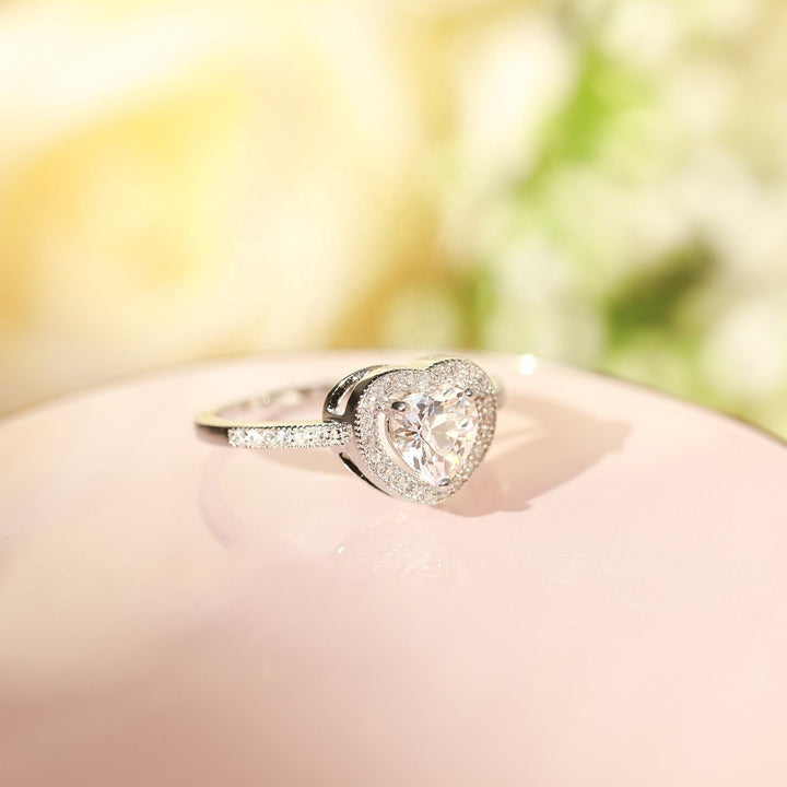 925 Silver Heart Shaped Moissanite Halo Engagement Ring