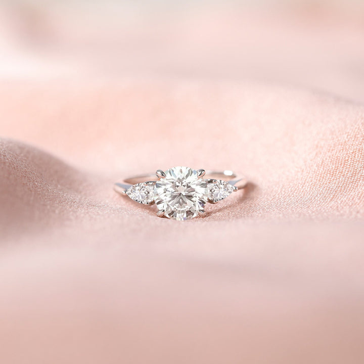 Affordable 2ct three stone engagement rings 